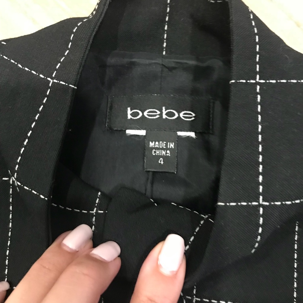 Bebe Windowpane Grid Print Jacket - Picture 3 of 8